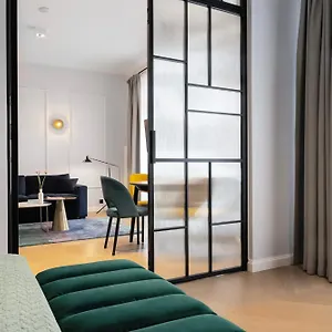 Aparthotel No.4