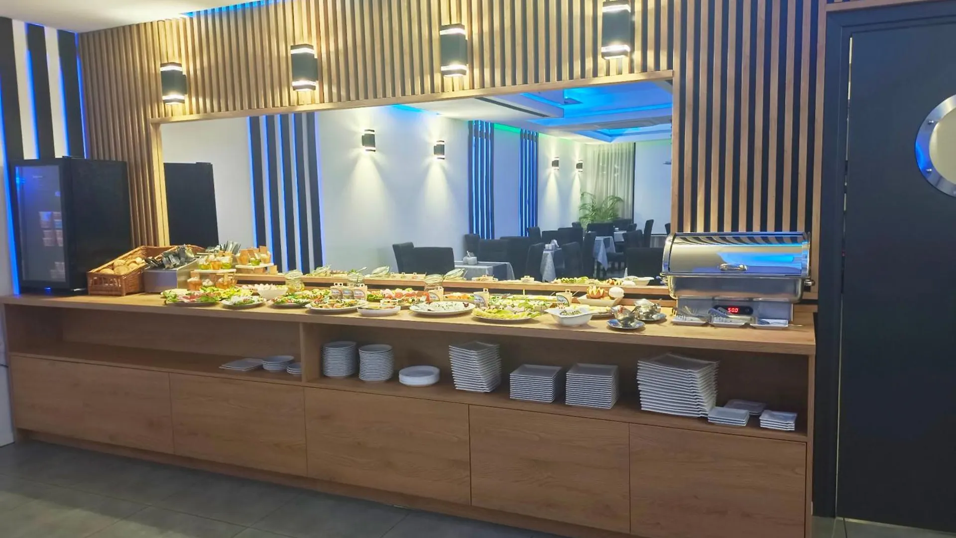 Bed and Breakfast Hotelik & Restauracja Amber Raszyn