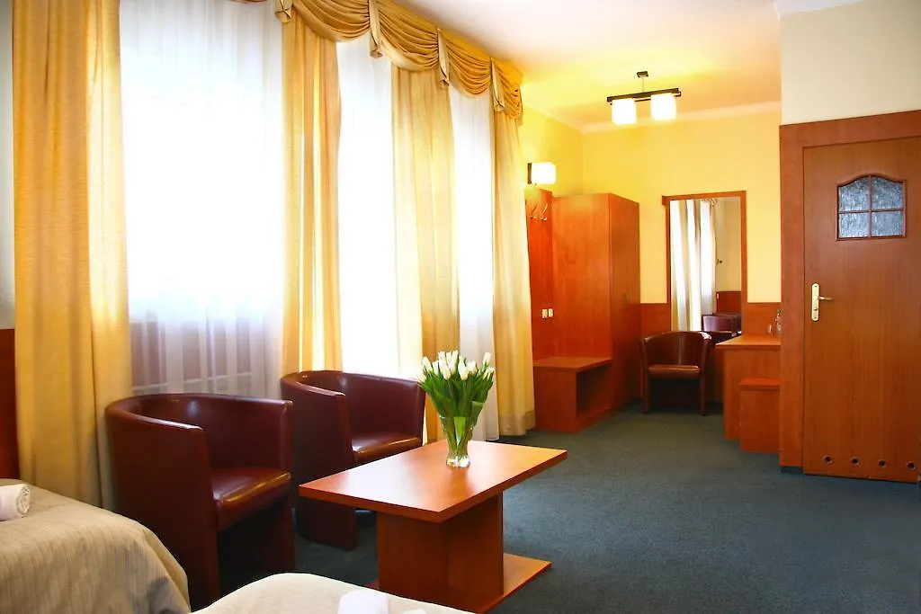 Hotelik & Restauracja Amber Raszyn