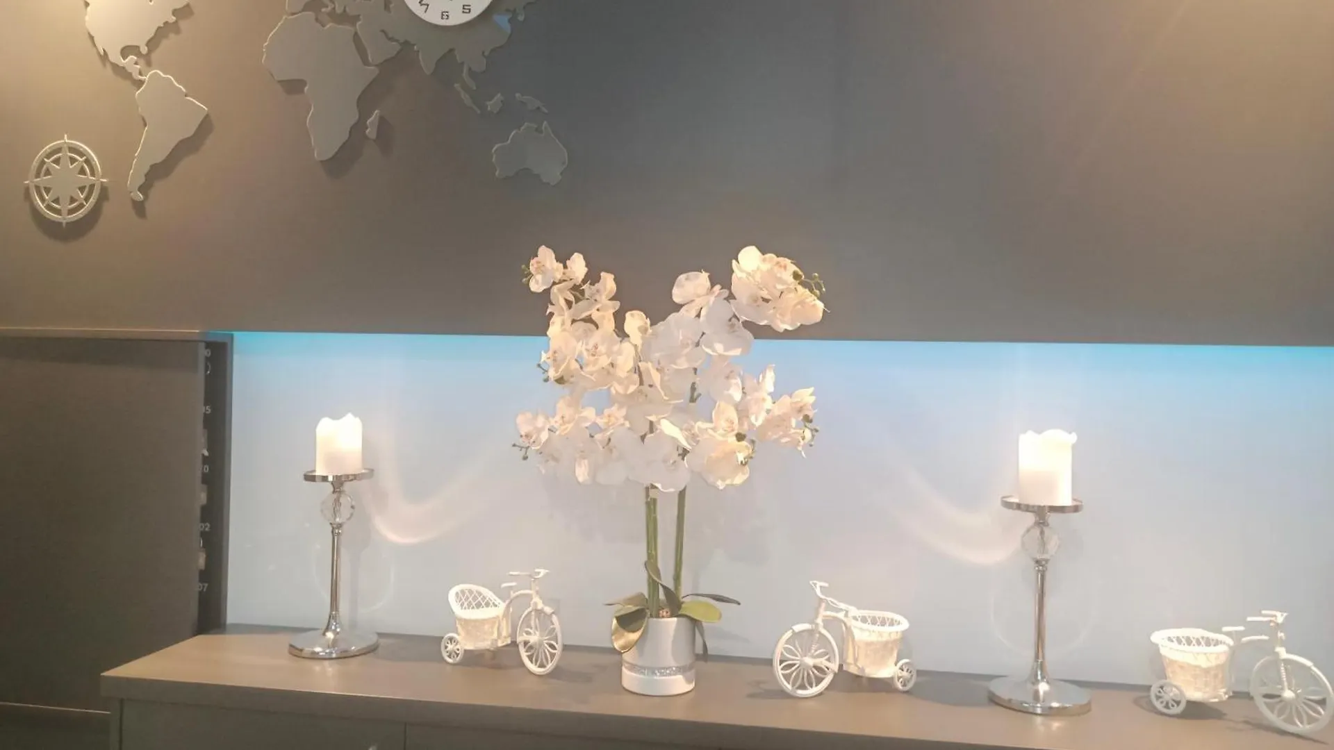 Bed & Breakfast Hotelik & Restauracja Amber Raszyn
